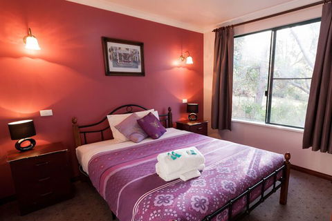 Misty Valley Country Cottages - Lennox Head Accommodation 2