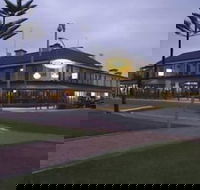 Grand Tasman Hotel - Lennox Head Accommodation