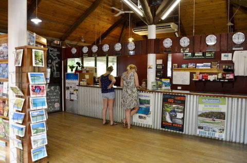 PKs Jungle Village - Hostel - Lennox Head Accommodation 3