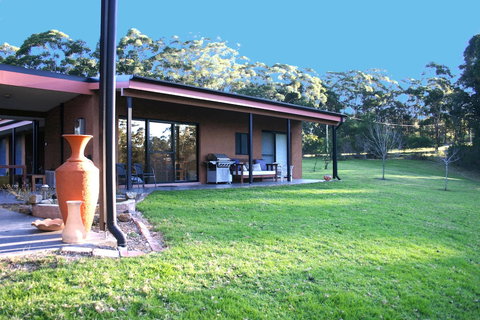 Milton Country Cottages - Lennox Head Accommodation 0