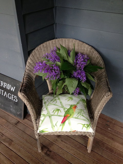 Gatehouse Cottage At Merrow Cottages - Mt Dandenong - Lennox Head Accommodation 3