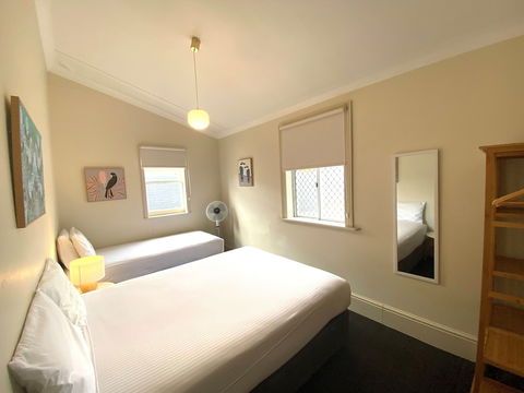 The Clifton & Grittleton Lodge - Lennox Head Accommodation 6