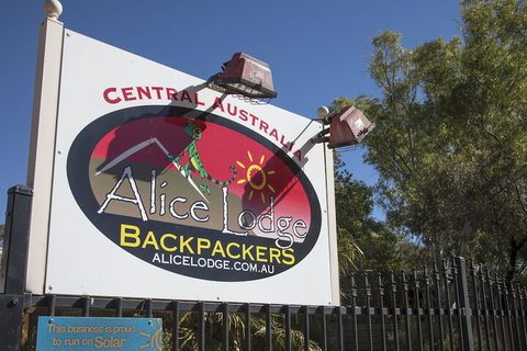 Alice Lodge Backpackers - Lennox Head Accommodation 2