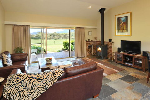Langbrook Estate Cottages - Lennox Head Accommodation 4