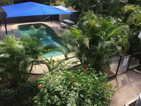 Tropical Palms - Lennox Head Accommodation 5