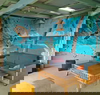 Ozzie Pozzie Backpackers - YHA - Lennox Head Accommodation