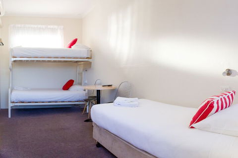 Bathurst Explorers Motel - Lennox Head Accommodation 5