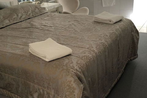 Cottonwood Motor Inn - Lennox Head Accommodation 5