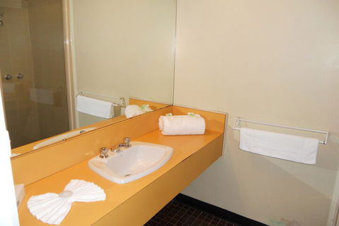 Cottonwood Motor Inn - Lennox Head Accommodation 2