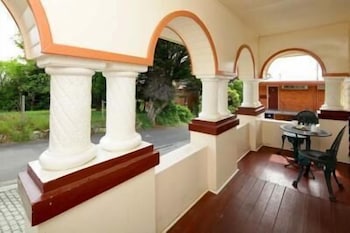 Wellers Inn - Lennox Head Accommodation 0