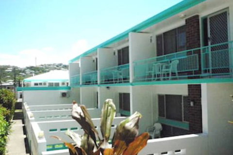 Townsville Seaside Apartments - Lennox Head Accommodation 4