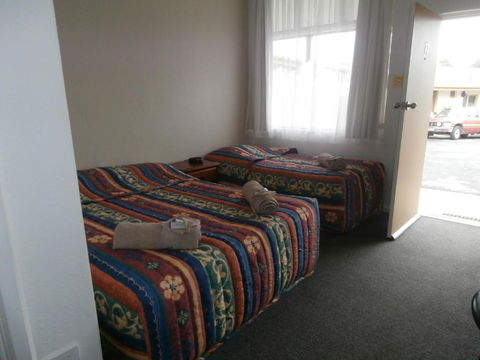 Golden Hills Motel - Lennox Head Accommodation 3