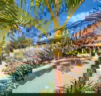 Mollymook Seascape Motel  Apartments - Lennox Head Accommodation