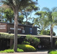 Lakes Waterfront Motel  Holiday Cottages - Lennox Head Accommodation