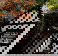 Tudor Cottages Mt Dandenong - Lennox Head Accommodation