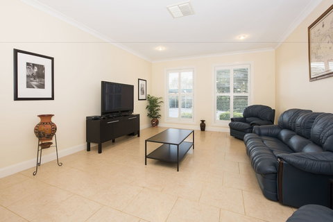 Colonial Court Villas - Lennox Head Accommodation 0
