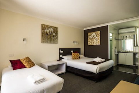 Plainsman Motel - Lennox Head Accommodation 0