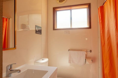 Halls Gap Lakeside Tourist Park - Lennox Head Accommodation 5