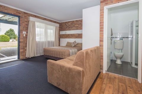Tally Ho Motor Inn - Lennox Head Accommodation 3