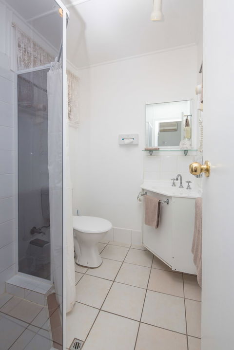 Tally Ho Motor Inn - Lennox Head Accommodation 1