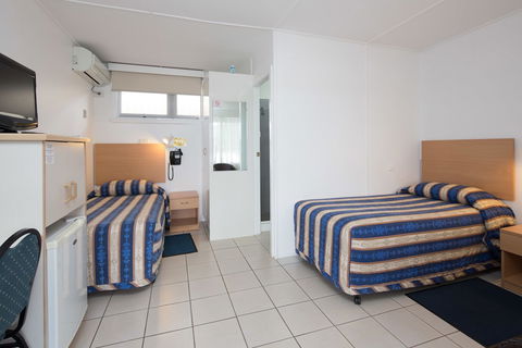 Tally Ho Motor Inn - Lennox Head Accommodation 2