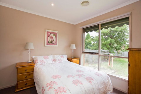 Geelong Holiday Home - Lennox Head Accommodation 6