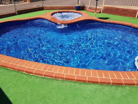 Golden Reef Motor Inn - Lennox Head Accommodation 2
