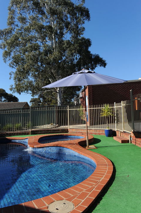 Golden Reef Motor Inn - Lennox Head Accommodation 0
