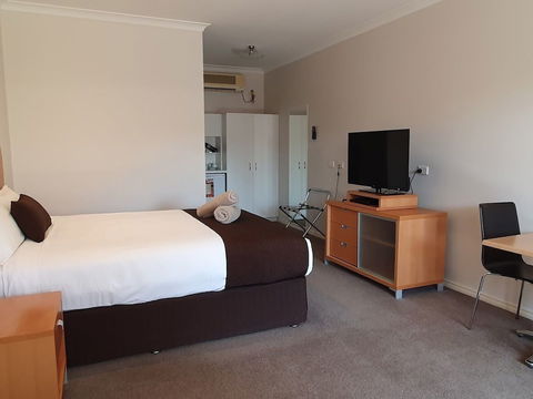 Golden Reef Motor Inn - Lennox Head Accommodation 5