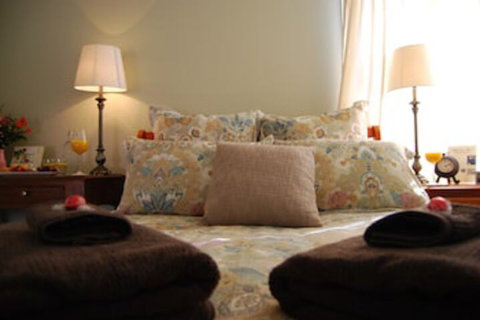 Highclaire House Bed & Breakfast - Lennox Head Accommodation 0