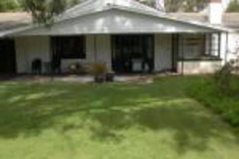 Pinkerton Hill Naracoorte - Lennox Head Accommodation 0