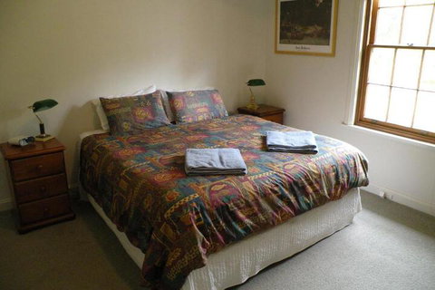 Pinkerton Hill Naracoorte - Lennox Head Accommodation 3