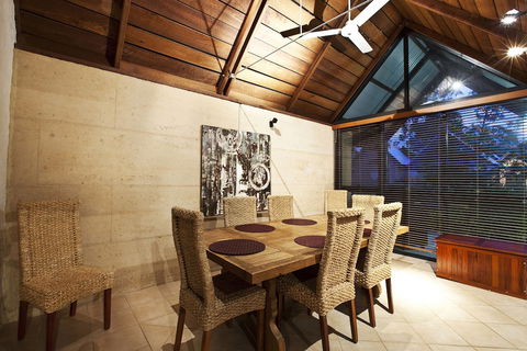 Whalers Cove Villas - Lennox Head Accommodation 1