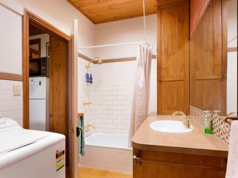 Maldon Cottage - Lennox Head Accommodation 5