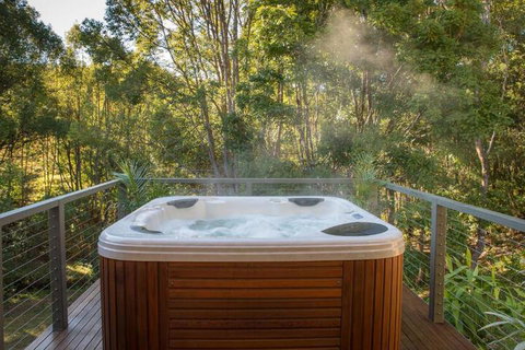 Babbling Brook Retreat - Lennox Head Accommodation 5