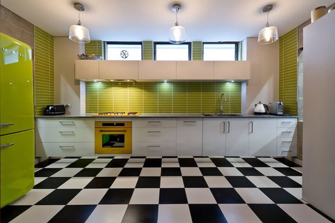 Retro House - Lennox Head Accommodation 5