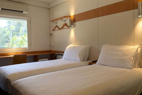 Ibis Budget Gosford - Lennox Head Accommodation 6