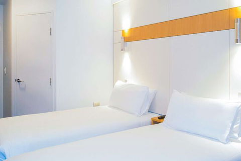 Ibis Budget Gosford - Lennox Head Accommodation 5