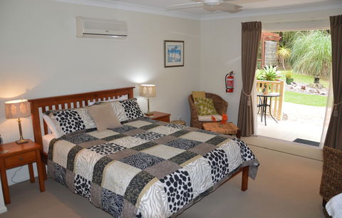 Poppies Bed & Breakfast - Lennox Head Accommodation 6