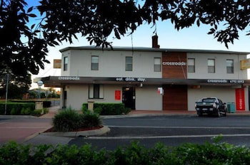 Crossroads Hotel Narrabri - Lennox Head Accommodation 1