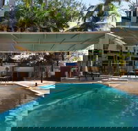 Palm Court Budget Motel Hostel/Backpackers - Lennox Head Accommodation