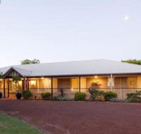 Toby Inlet Bed  Breakfast - Lennox Head Accommodation