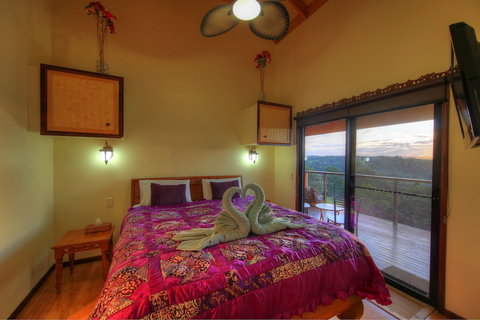 Maleny Tropical Retreat Balinese B&b - Lennox Head Accommodation 4