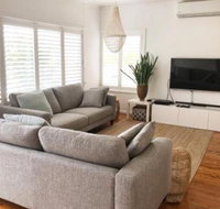 The Seaside Beachhouse Mollymook - Lennox Head Accommodation
