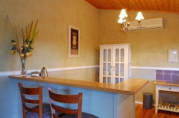 Barrington Hideaway- River Cottages - Lennox Head Accommodation 6