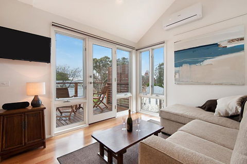 Salt Loft - Lennox Head Accommodation 3