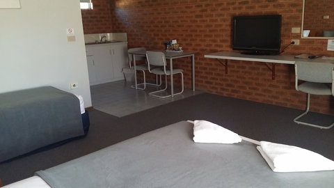 Bridge Motor Inn - Lennox Head Accommodation 4