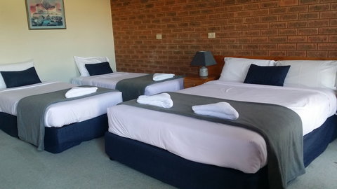 Bridge Motor Inn - Lennox Head Accommodation 3