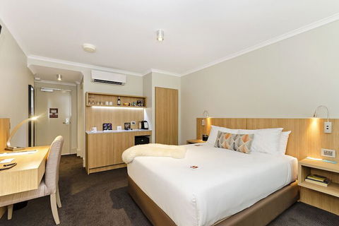 Clarion Hotel Townsville - Lennox Head Accommodation 7