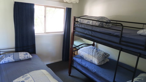 The Black Sparrow - Lennox Head Accommodation 1